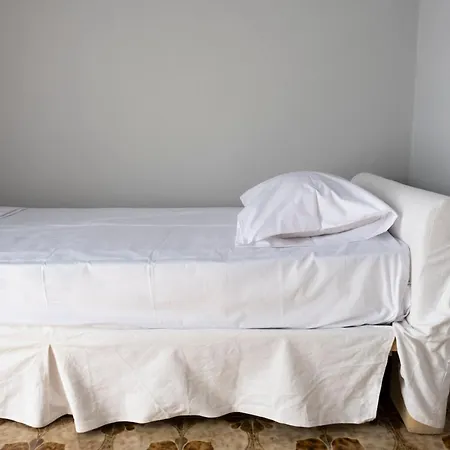 House Eight Tatil Evi Ano Siros