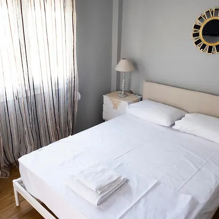 House Eight Tatil Evi *